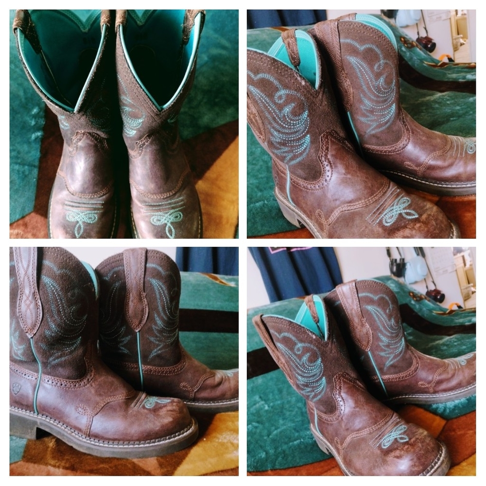 A pair of boots